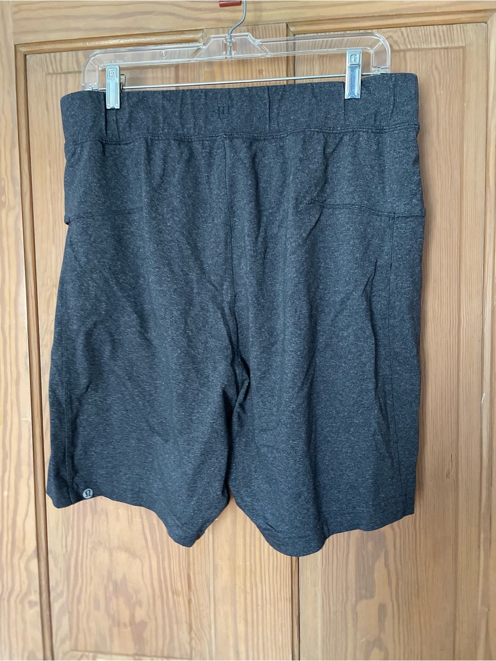 Lululemon Men’s XL Gray Athletic Shorts - Picture 3 of 5